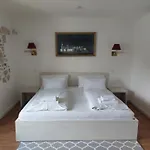 Hotel Schlosshotel Mailberg 4*