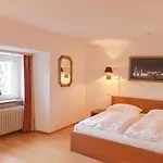 Schlosshotel Mailberg Ξενοδοχείο 4*