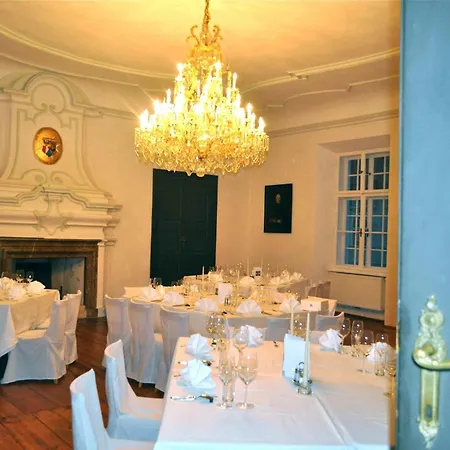 玛尔堡城堡酒店 Mailberg