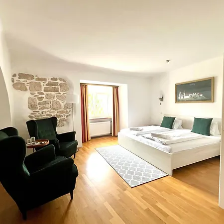 Отель Schlosshotel Mailberg Майльберг