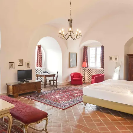 酒店 玛尔堡城堡酒店 4*