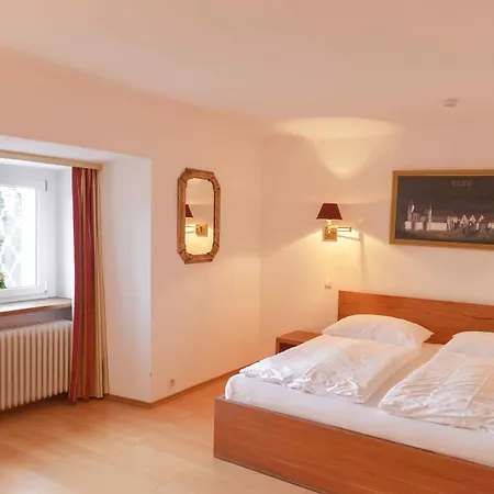 Schlosshotel Mailberg Hotel 4*