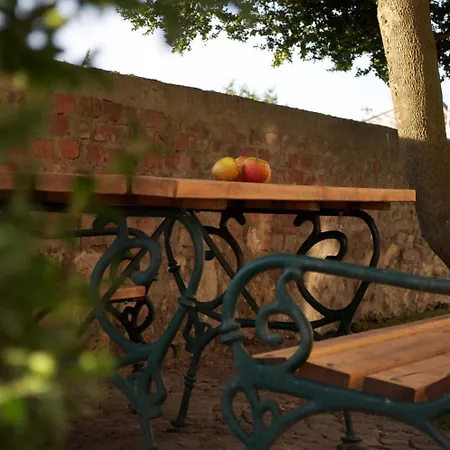 玛尔堡城堡酒店 4*