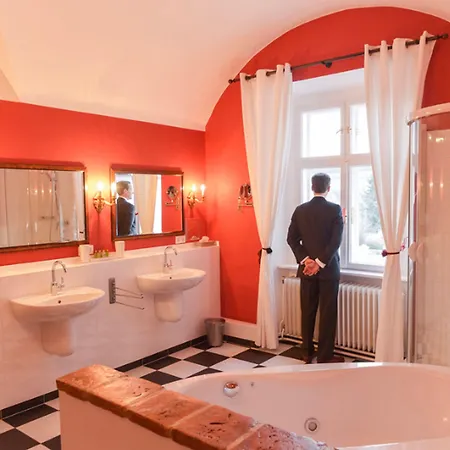 Schlosshotel Mailberg Hotel 4*
