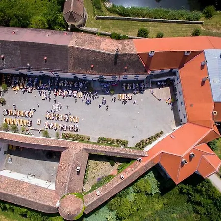 Schlosshotel Mailberg 4* Mailberg