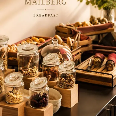 Schlosshotel Mailberg 4*