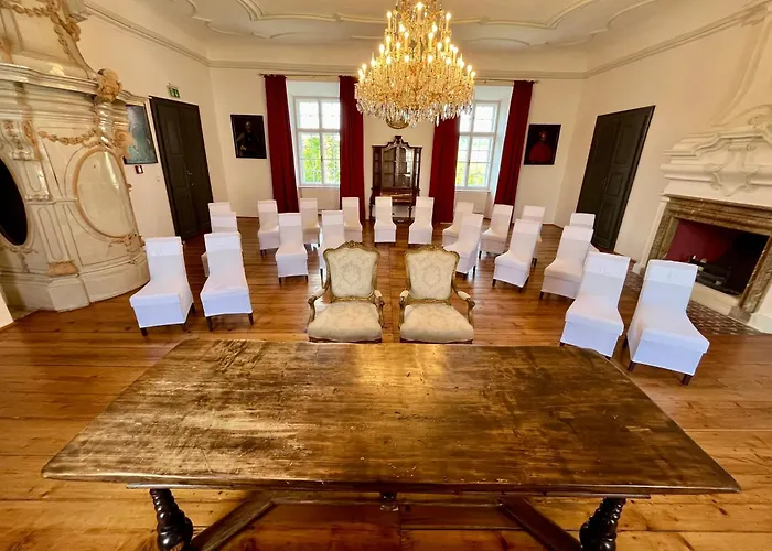 Schlosshotel Mailberg 4*