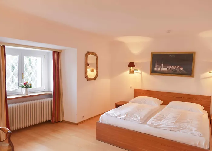 Schlosshotel Mailberg Hotel 4*