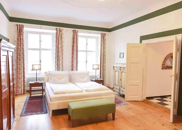 Hotel Schlosshotel Mailberg 4*