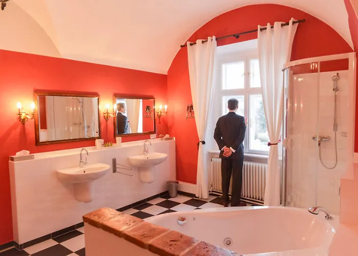 Schlosshotel Mailberg Hotel 4*